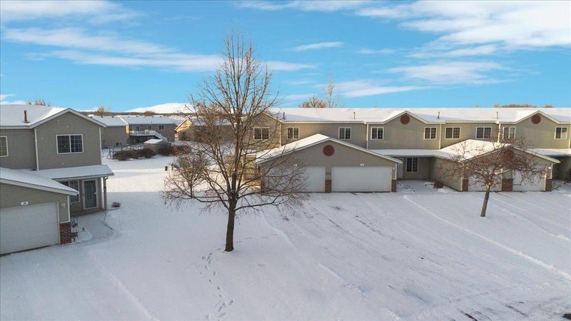 939 Cypress Rd #19, Saint Cloud, MN 56303