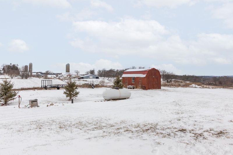 1185 County 16 Rd SE, Rochester, MN 55904
