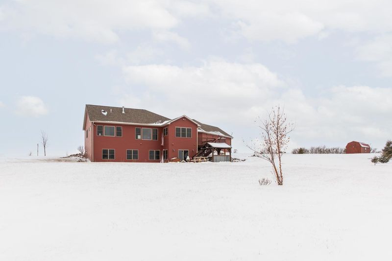 1185 County 16 Rd SE, Rochester, MN 55904