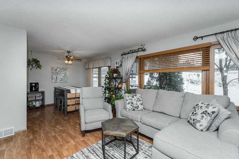 215 Elton Hills Dr NW #20, Rochester, MN 55901