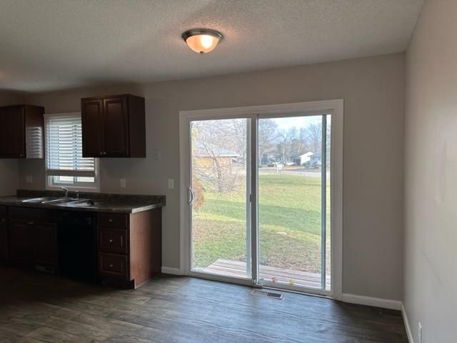 16634 Flagstaff Ave W, Rosemount, MN 55068