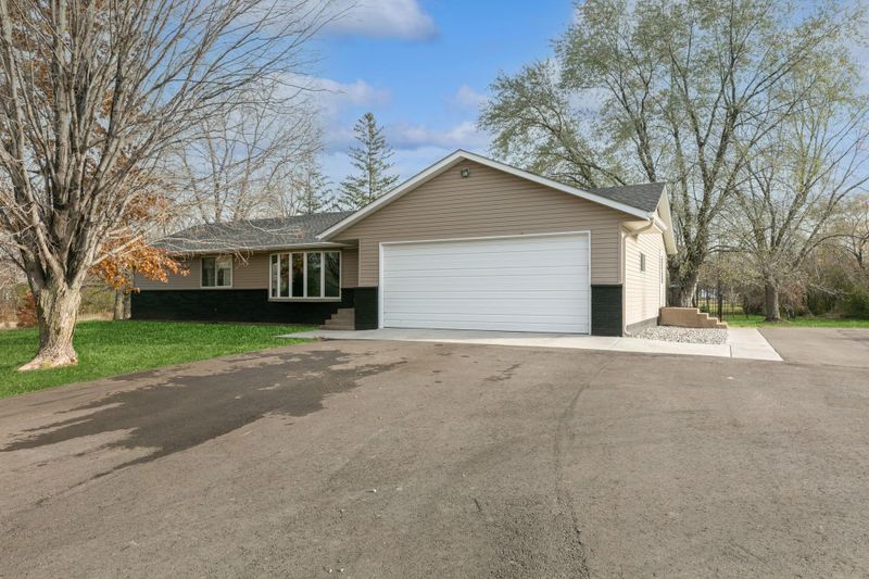 7165 County Road 39 NE, Monticello, MN 55362