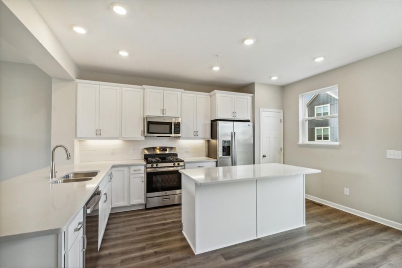 8618 London Cir NE #E, Blaine, MN 55449