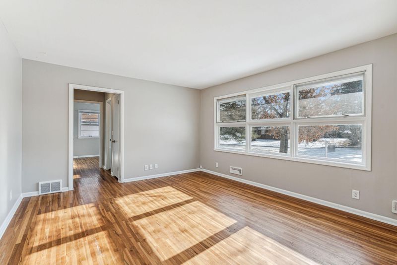 5206 Paul Dr, Brooklyn Center, MN 55429