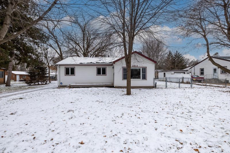 1812 4th St, White Bear Lake, MN 55110