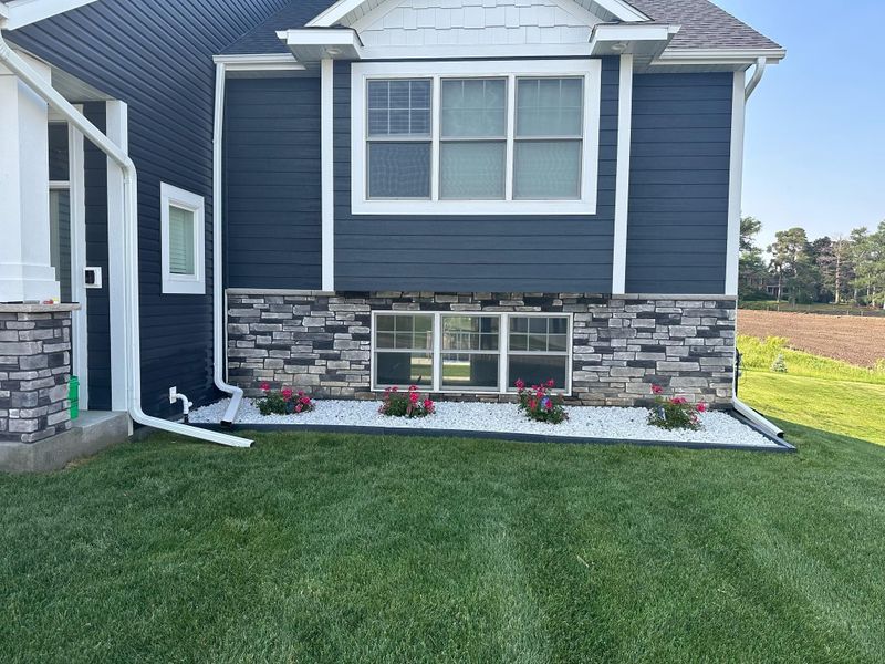 6453 Summit Pine Ln NW, Rochester, MN 55901