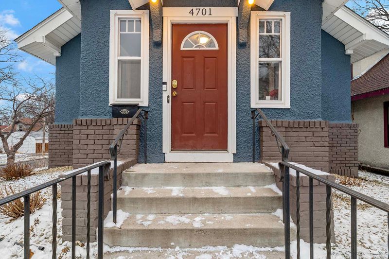 4701 5th Ave S, Minneapolis, MN 55419