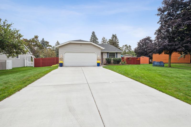 4794 Kent St, Shoreview, MN 55126