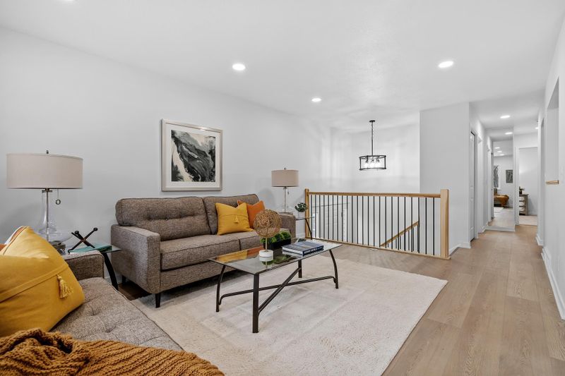1191 Timbershore Ln, Eagan, MN 55123