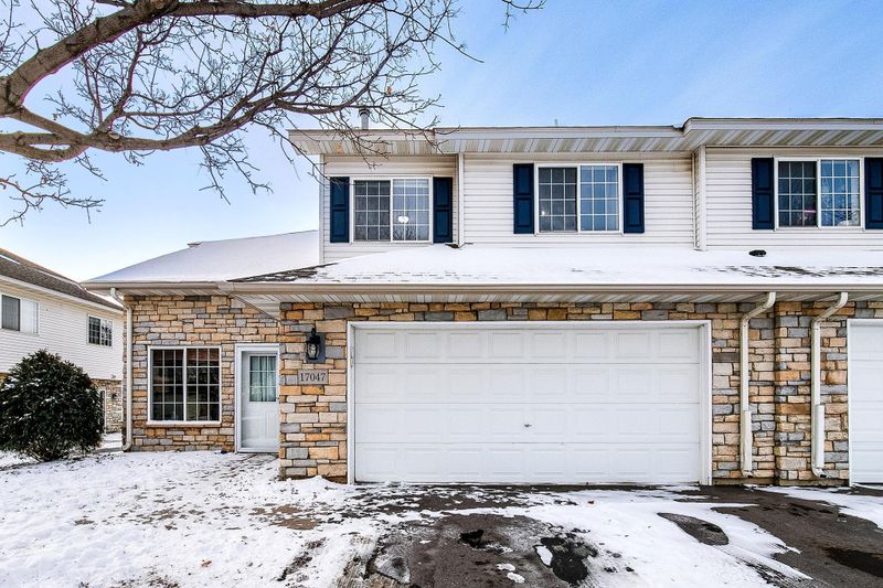 17047 Eagleview Ln #50, Lakeville, MN 55024