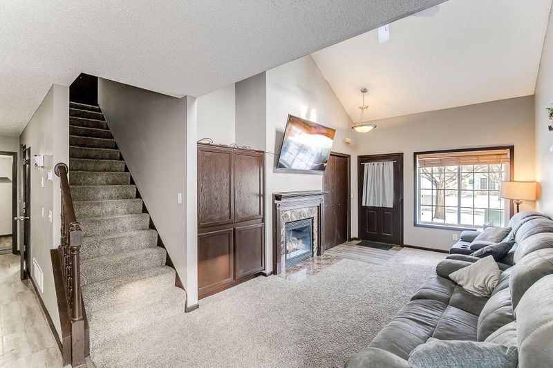 17047 Eagleview Ln #50, Lakeville, MN 55024