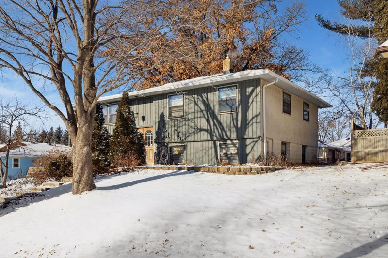 2157 Beech St E, Saint Paul, MN 55119