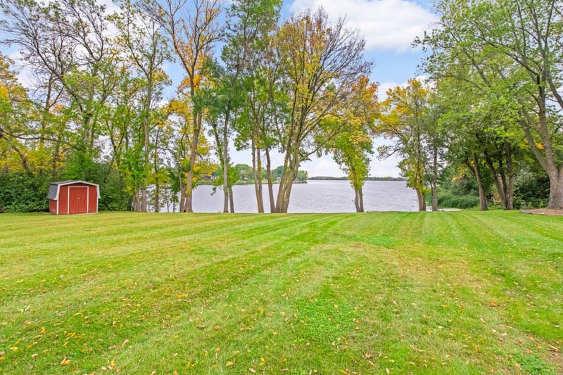 17851 N Diamond Lake Rd, Dayton, MN 55327