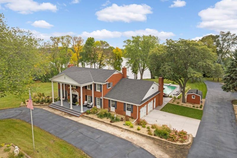 17851 N Diamond Lake Rd, Dayton, MN 55327