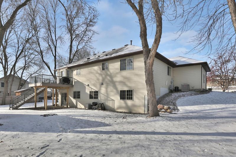 29682 295th Ln, Lindstrom, MN 55045