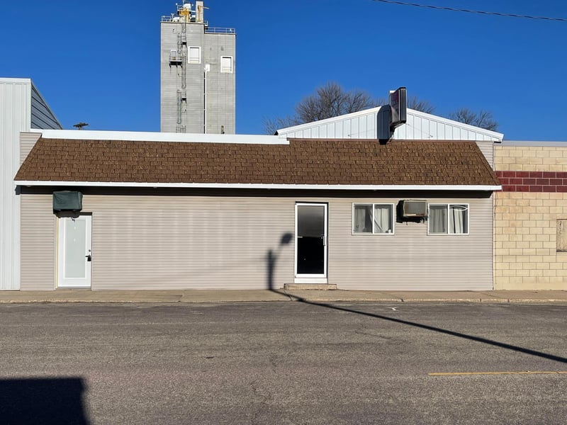 157 Main St, Round Lake, MN 56167