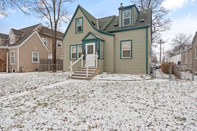 5209 Minnetonka Blvd, Saint Louis Park, MN 55416