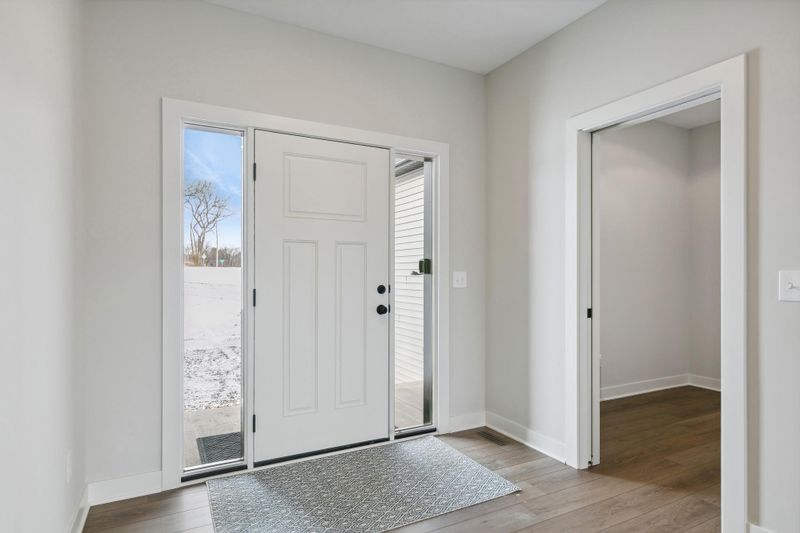 2146 95th St SE, Delano, MN 55328