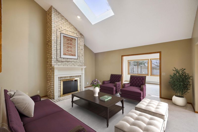 1108 Hollybrook Dr, Wayzata, MN 55391