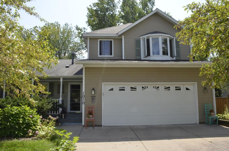 1010 Boston Hill Rd, Eagan, MN 55123