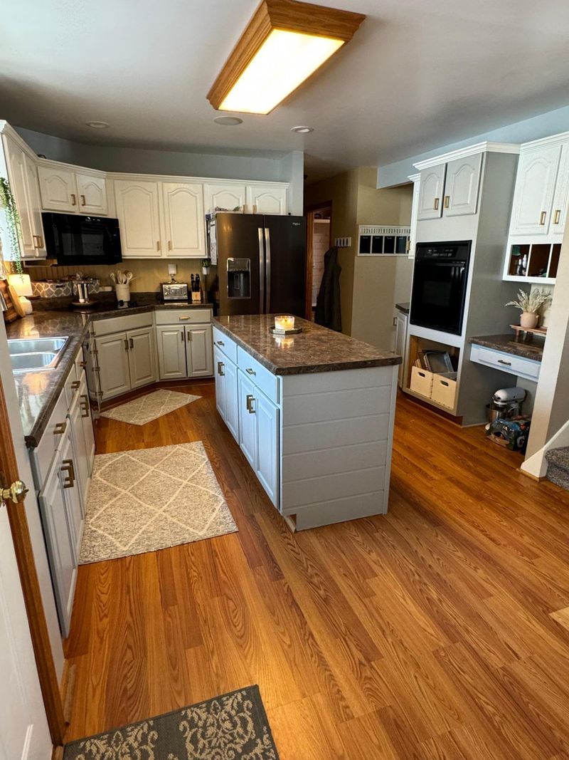 905 Scenario Ln SW, Rochester, MN 55902