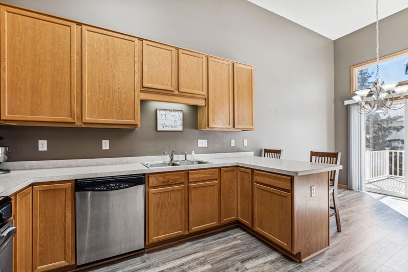 7372 Braden Trl, Inver Grove Heights, MN 55076
