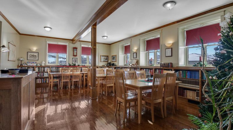 101 Lake Ave E, Ladysmith, WI 54848