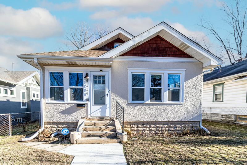 4234 Humboldt Ave N, Minneapolis, MN 55412