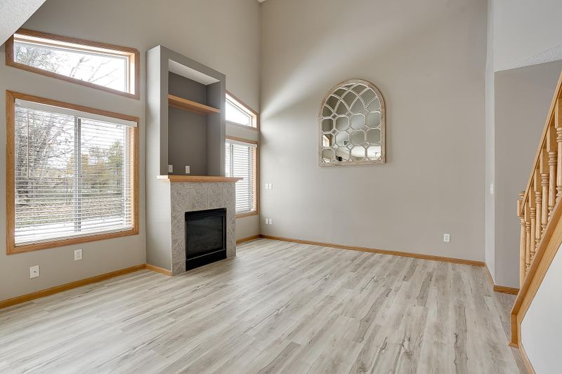 1123 Willow Trl, Farmington, MN 55024