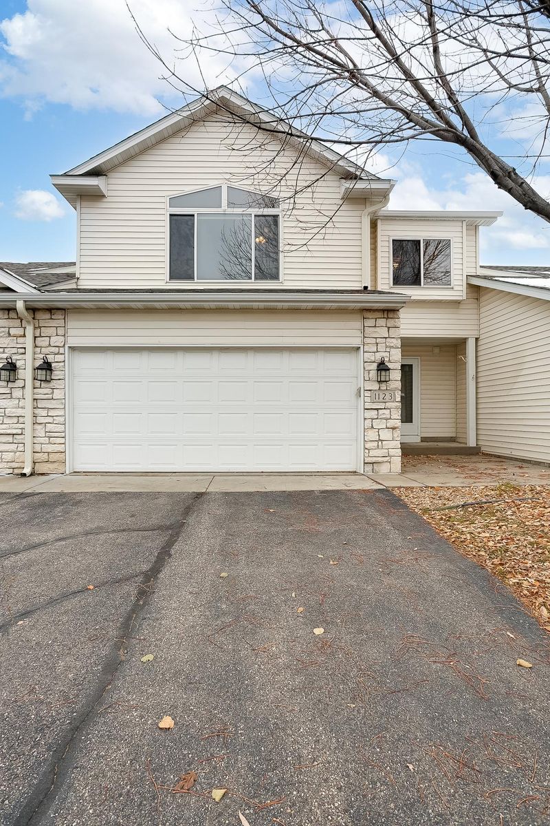 1123 Willow Trl, Farmington, MN 55024