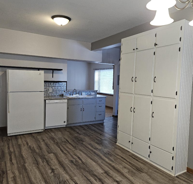301 Mound Park Dr, Elk Mound, WI 54739