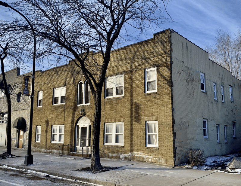 2016 Central Ave NE, Minneapolis, MN 55418