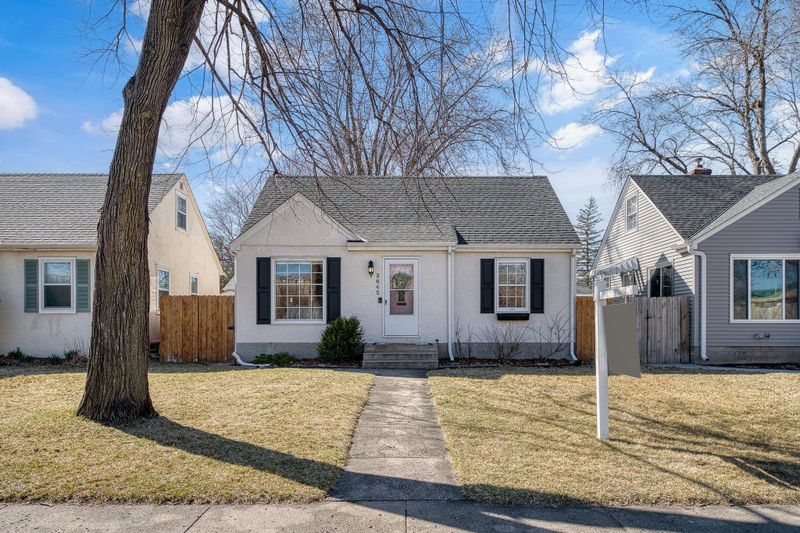 3845 Unity Ave N, Robbinsdale, MN 55422