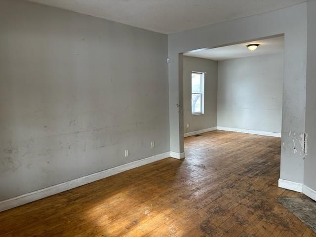 609 Wells St, Saint Paul, MN 55130