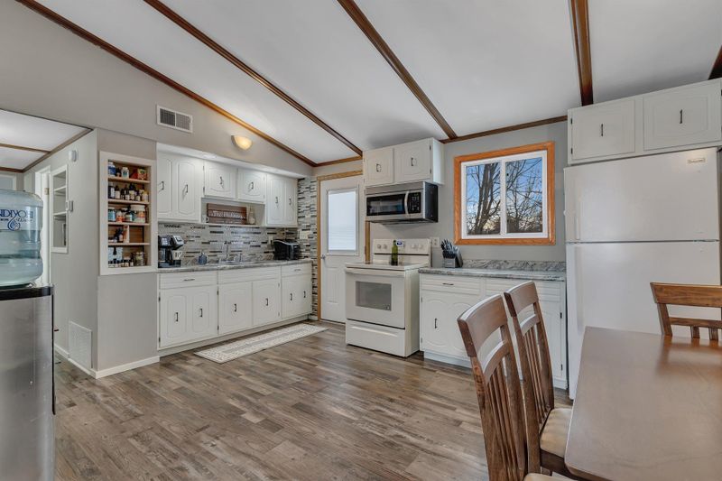 409 Miller St, Spicer, MN 56288