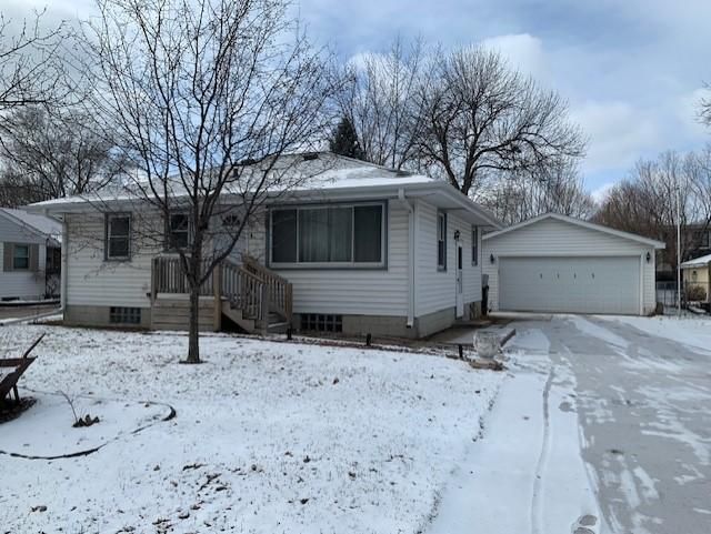 3115 7th Ave, Anoka, MN 55303