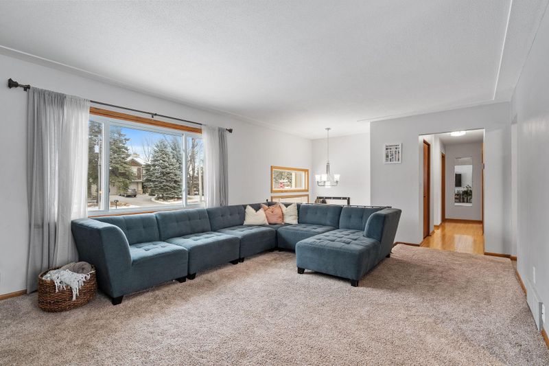 2050 Long Lake Rd, New Brighton, MN 55112