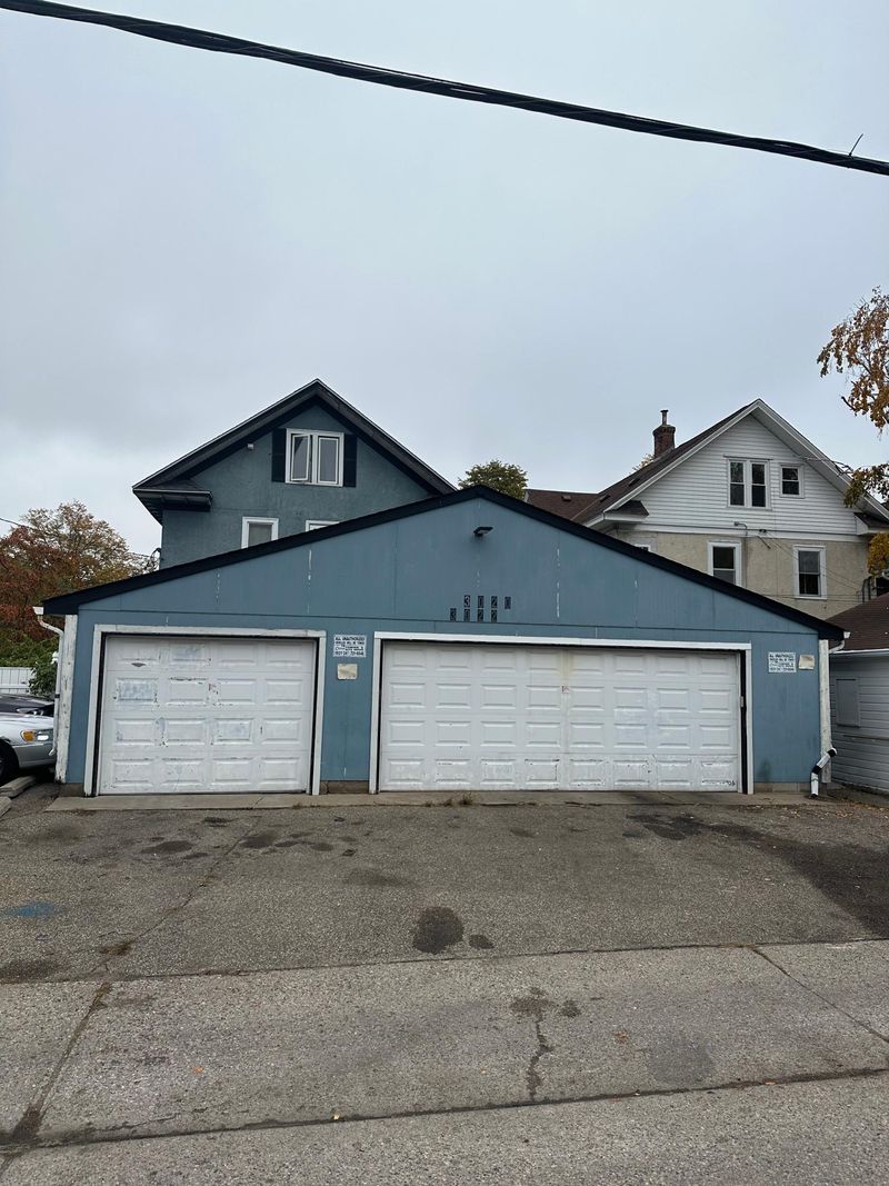 3020-3022 10th Ave S, Minneapolis, MN 55407