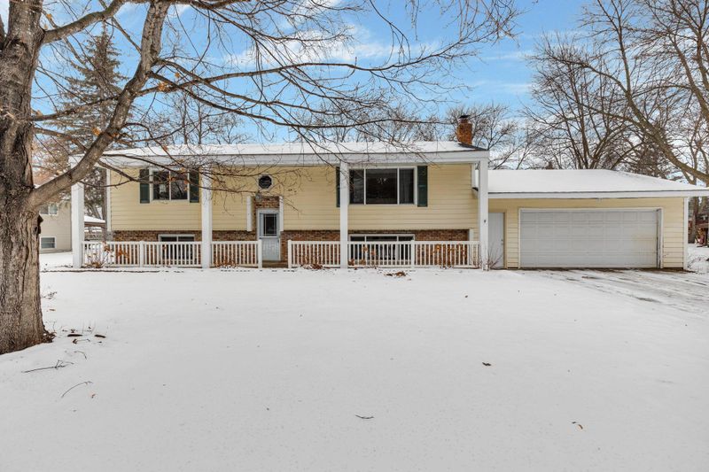 2711 Marquette Dr, Saint Cloud, MN 56301