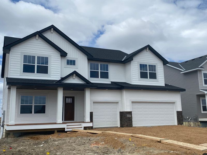 2039 Tamarack Rd, Carver, MN 55315