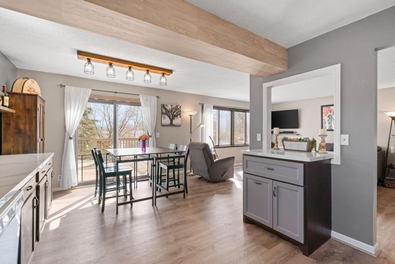 10030 Yorktown Ln N, Maple Grove, MN 55369