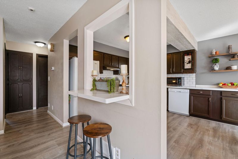 10030 Yorktown Ln N, Maple Grove, MN 55369