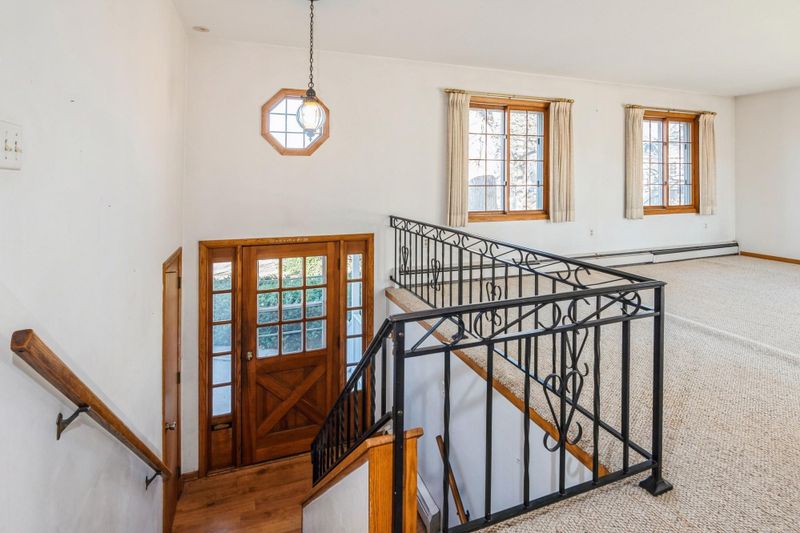 2140 Jamary Pl, Saint Cloud, MN 56301