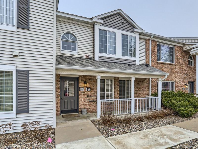 11137 Oregon Cir, Bloomington, MN 55438