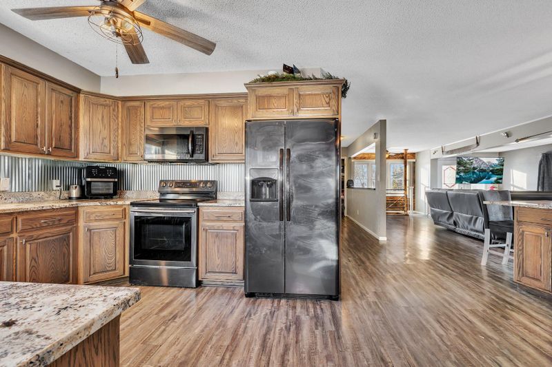 37185 657th Ave, Watkins, MN 55389