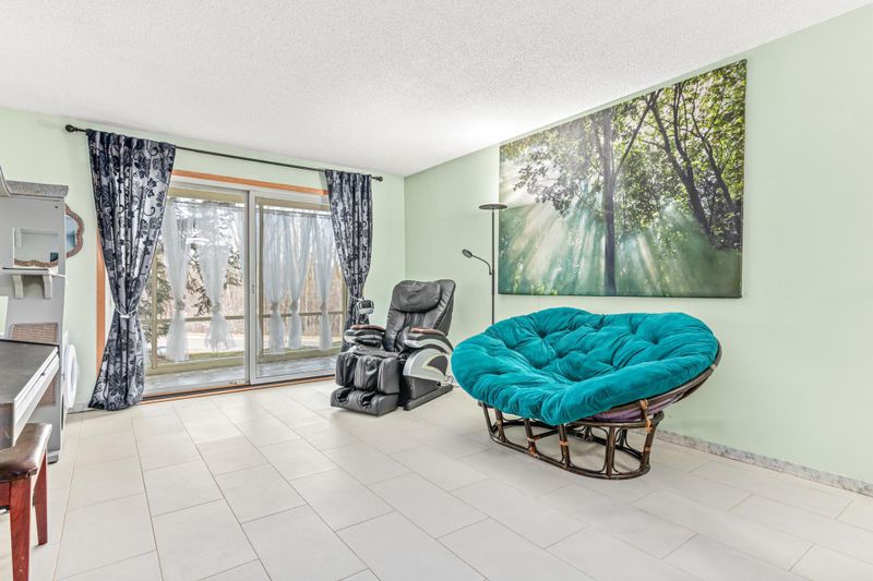 120 Demont Ave E #112, Little Canada, MN 55117