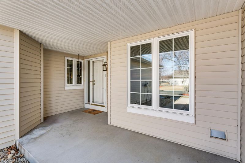 17332 Deerfield Dr SE, Prior Lake, MN 55372