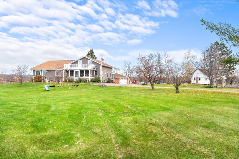 56998 Thomson Rd, Sandstone, MN 55072
