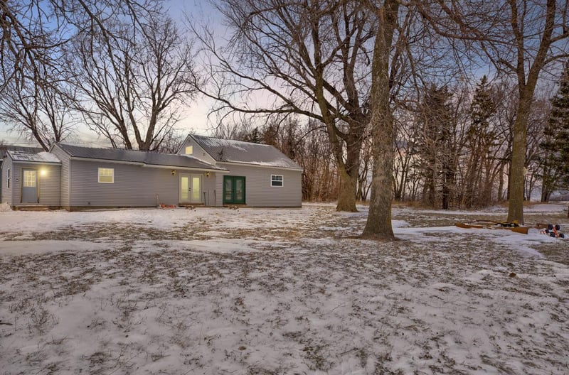 41169 State Hwy 30, Jeffers, MN 56145