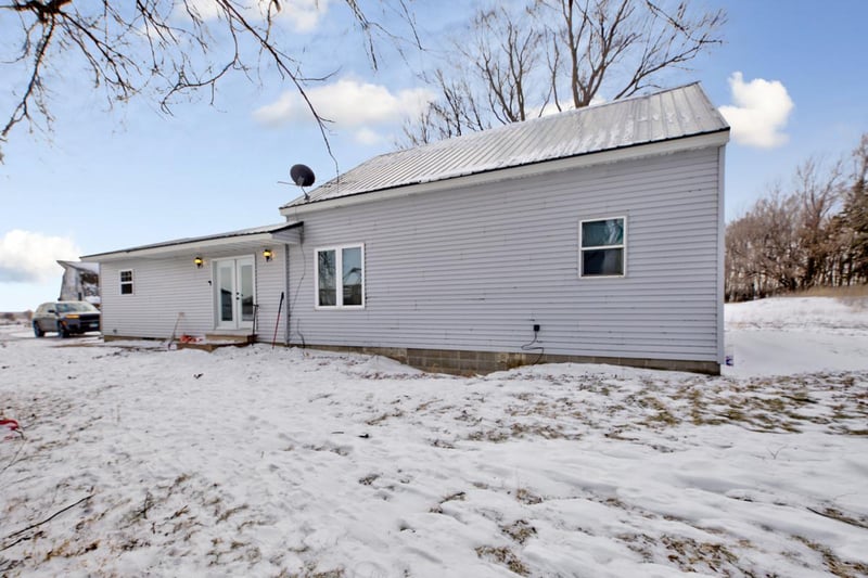 41169 State Hwy 30, Jeffers, MN 56145